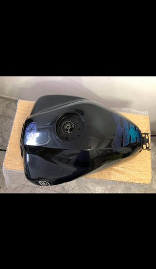 Depósito Yamaha FZ 600