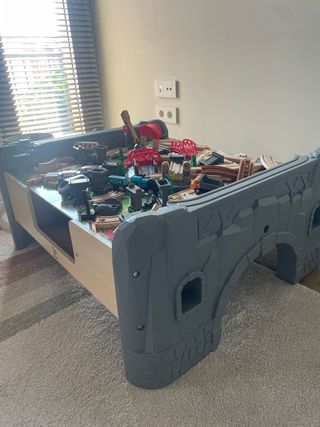 Mesa de juego infantil Hape