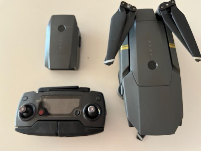DJI Mavic Pro con muchas extras - como nuevo