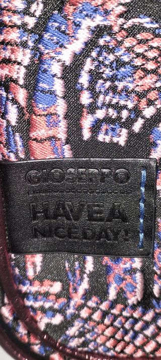 Bolso Negro con Estampado Serpiente
