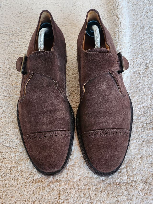 Scarpe scamosciate marroni con fibbia