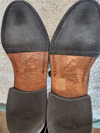 Scarpe scamosciate marroni con fibbia