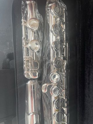 Flauta travesera de estudiante avanzado