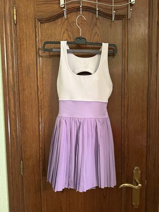 Vestido deportivo Wilson morado con malla