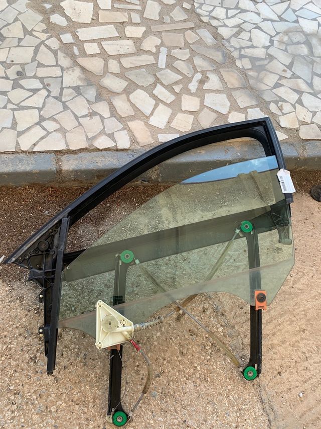 Ventana con marco Audi A3 8P