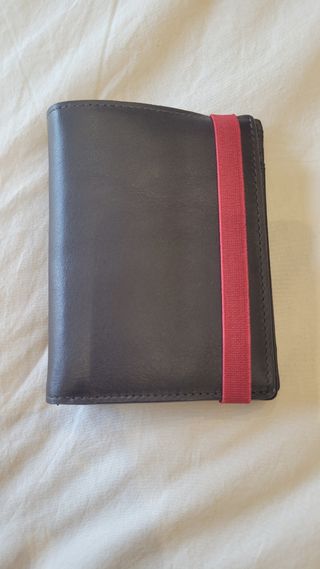 Billetera de hombre marrón
