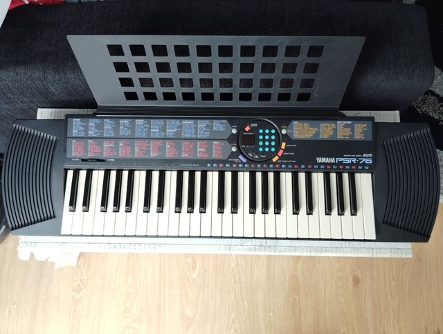 Yamaha PSR-76 Teclado Electrónico+ transformador