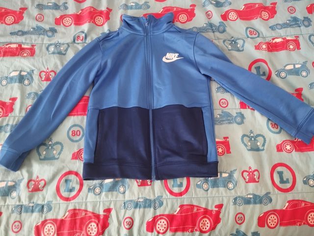Sudadera Nike azul y azul marino