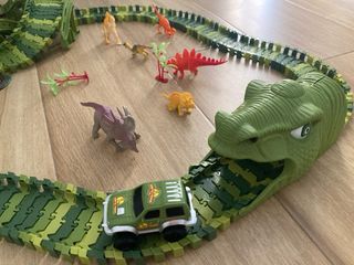 Scalextric de dinosaurios. Dinosaur Track Toys