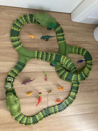 Scalextric de dinosaurios. Dinosaur Track Toys