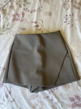 Falda pantalón Zara gris Talla XS