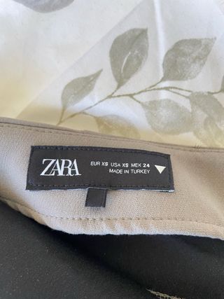 Falda pantalón Zara gris Talla XS