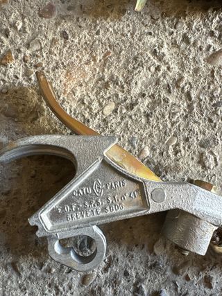 equipo puesta a tierra nuevo