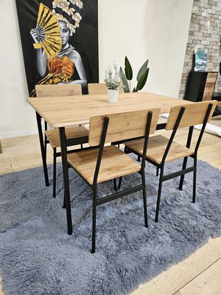 Mesa y 4 Sillas Madera y Forja