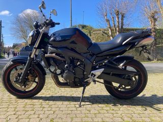 Yamaha FZ6