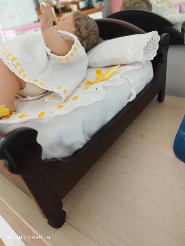 Niño Jesús en Cuna