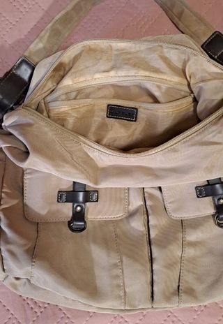 Bolso de hombro beige