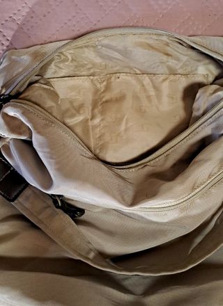 Bolso de hombro beige
