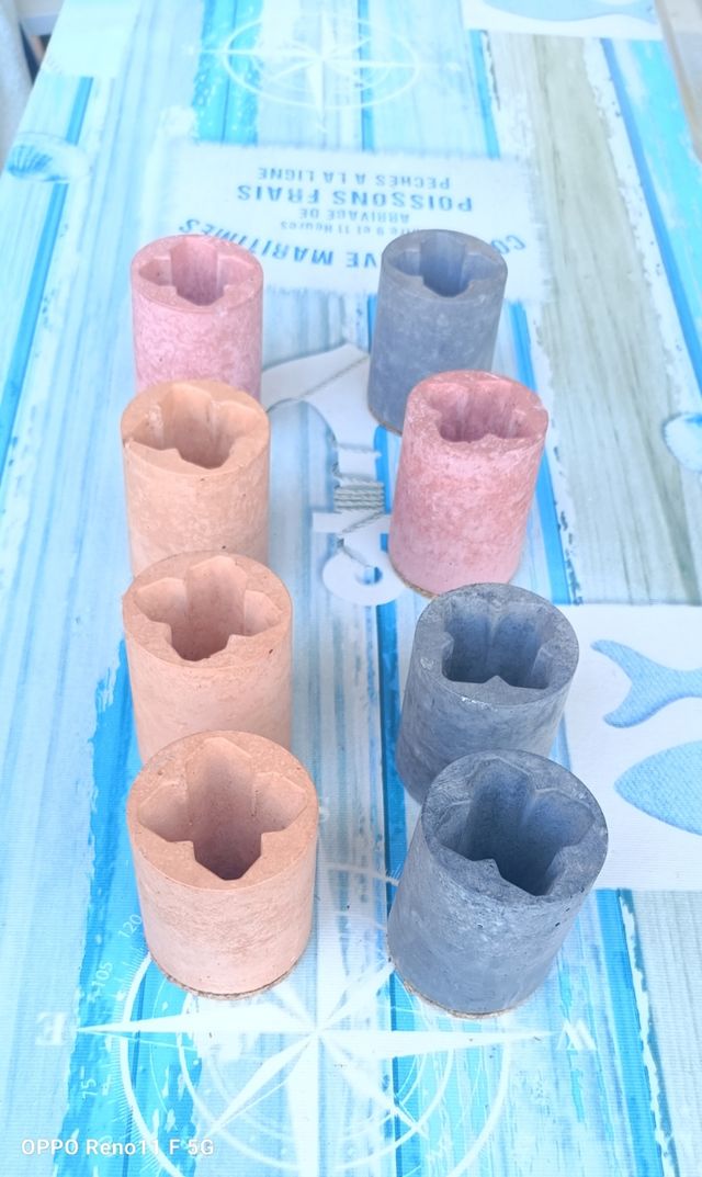 Maceteros pequeños o porta velas o palilleros