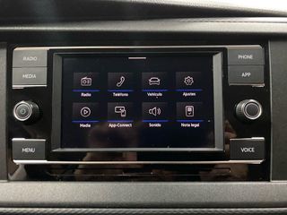 Volkswagen Caravelle 2024