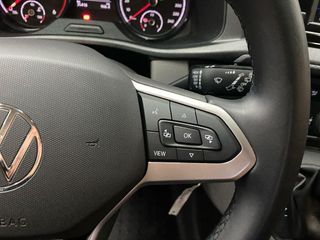 Volkswagen Caravelle 2024