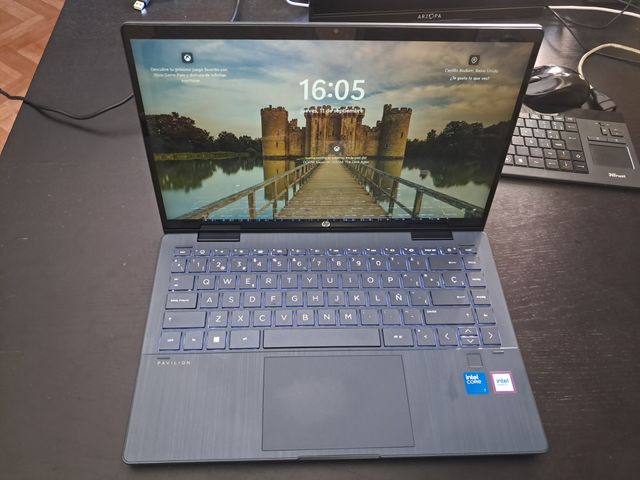 Portátil HP Pavilion Gris/Negro
