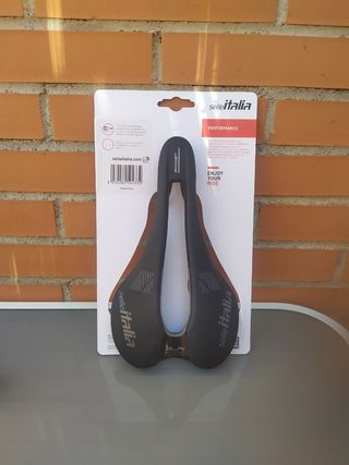 •SELLE ITALIA SLR Boost TM L3 SuperFlow. NUEVO.