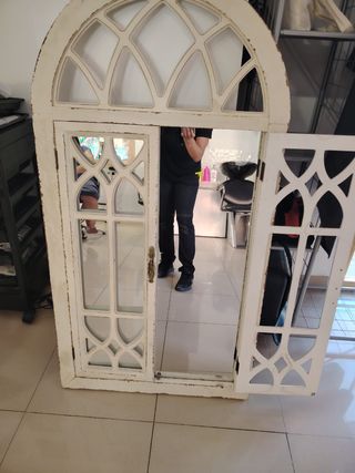 Ventana vintage decorativa