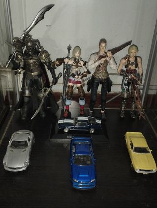 Figuras Final Fantasy XII Play Arts Kai
