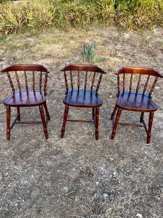 Sillas de madera maciza estilo Windsor vintage