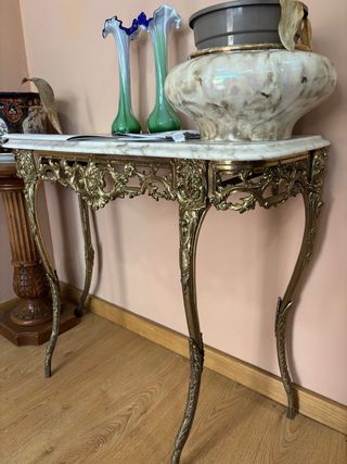 Mesa Auxiliar Mármol y Metal Dorado Vintage