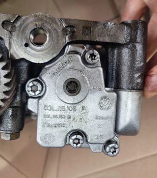 Pompa olio Audi Q5 CGL 2011 Leggere descrizione