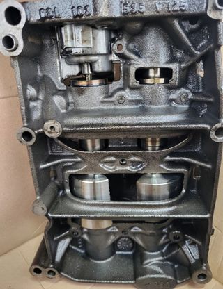 Pompa olio Audi Q5 CGL 2011 Leggere descrizione