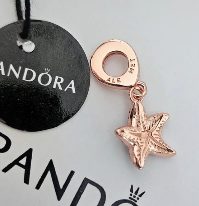 Pandora Charm Estrella Marina Azul y Oro