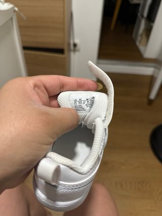 Zapatillas Nike niño blancas