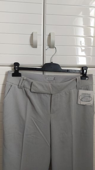 Pantalón de vestir gris clarito