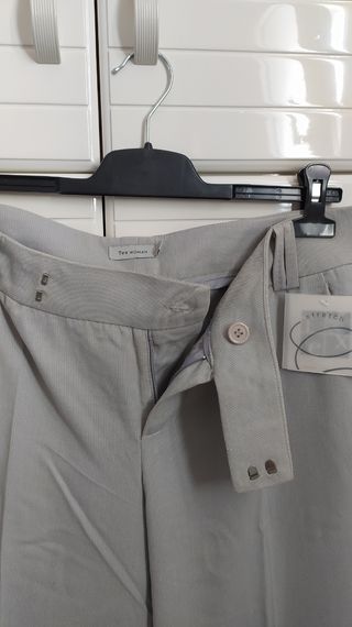 Pantalón de vestir gris clarito