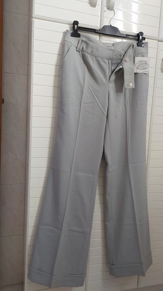 Pantalón de vestir gris clarito