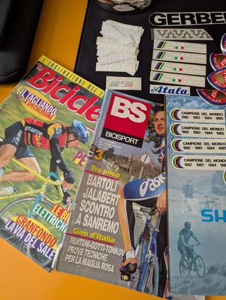 Lotto Articoli Ciclismo Vintage Adesivi e Riviste