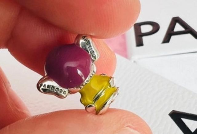 Pandora Charm Duende Mudito Plata y Amarillo