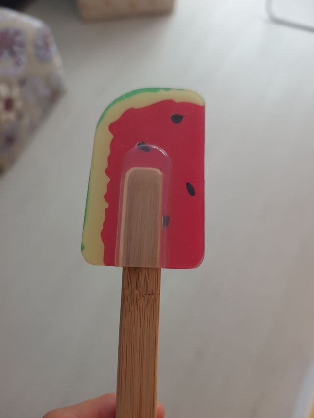 Espátula sandía con mango de bambú