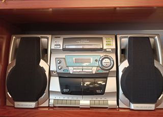 Equipo de música Sanyo 3 CD Changer