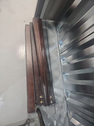 Mesa comedor madera maciza roble americano. 
