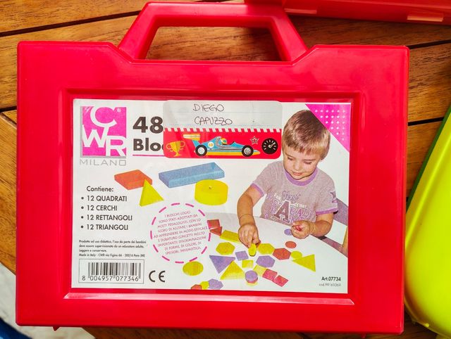 Set 3 valigette: abaco, blocchi logici, Regoli