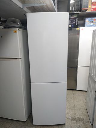 Nevera Haier 1.88x60cm No Frost 