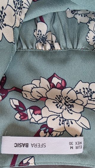 Preciosa camisa Sfera