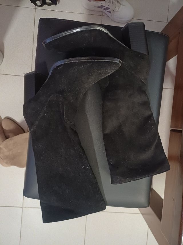 Botas de tacón negras