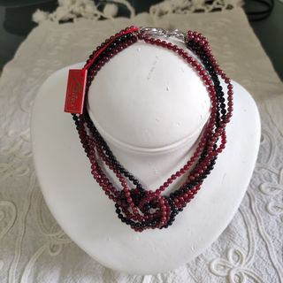 Collar La Perla perlas rojas y negras
