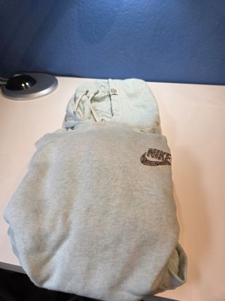 Sudadera Nike con capucha color verde azulado