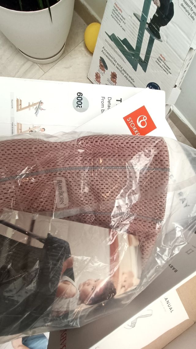 Portabebés BabyBjörn Rosa palo Malla